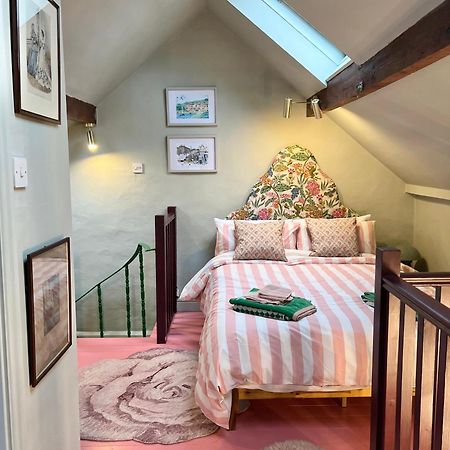 Rowan Cottage ครอมฟอร์ด ภายนอก รูปภาพ